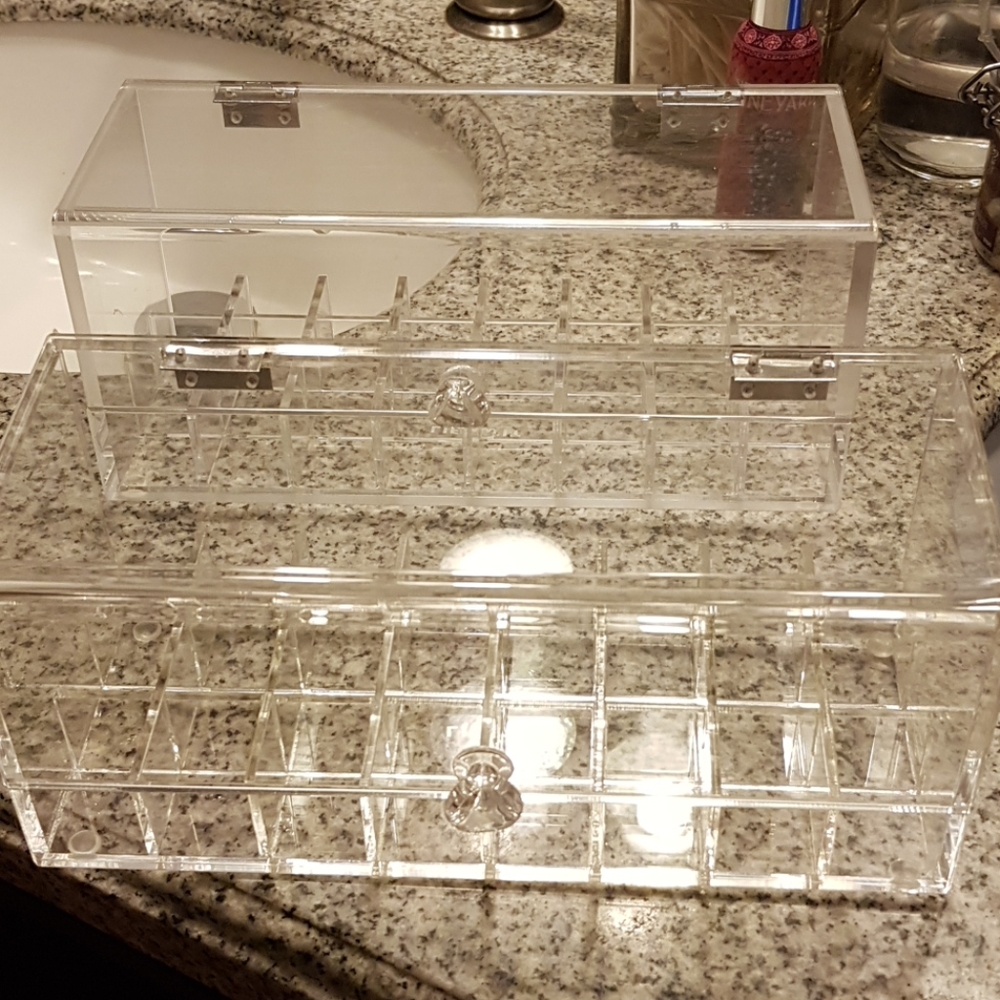 Clear Acrlylic Lipstick Holder x2